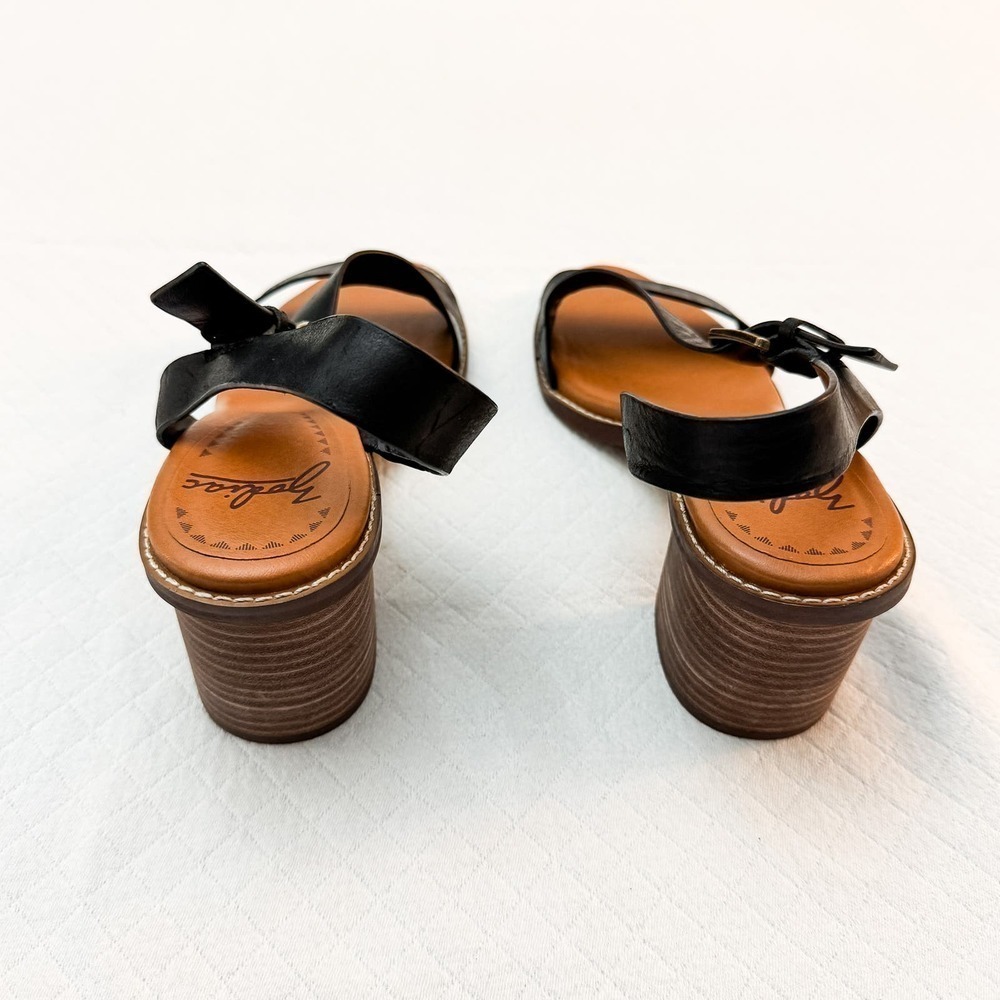 Zodiac Ivy Black Leather Slingback Cross Strap Sandal Open Toe Size 10 - Picture 2 of 5